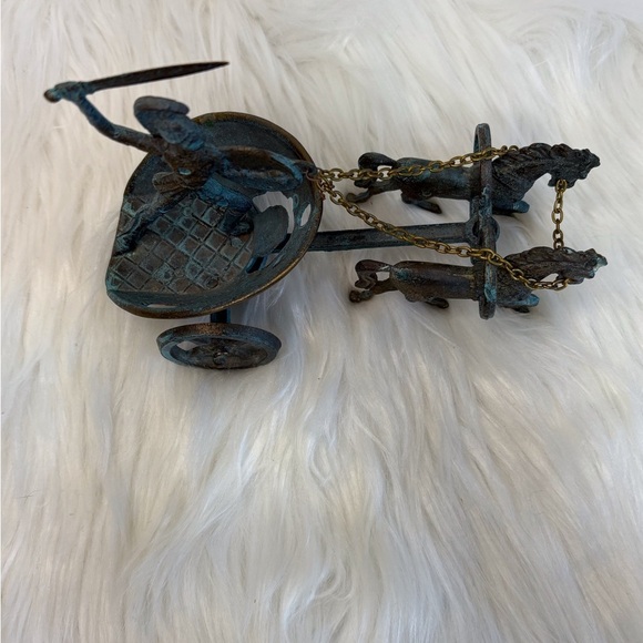 no Brand Other - (148) Bronze Chariot Figurine with Blue Accents